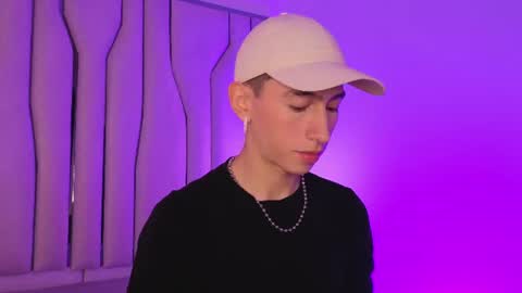 lian_cameron online show from July 15, 3:56 am