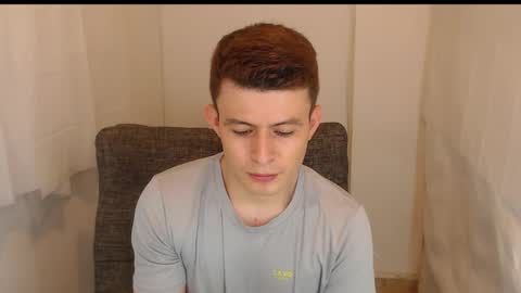 lian_eathan online show from December 15, 1:45 am