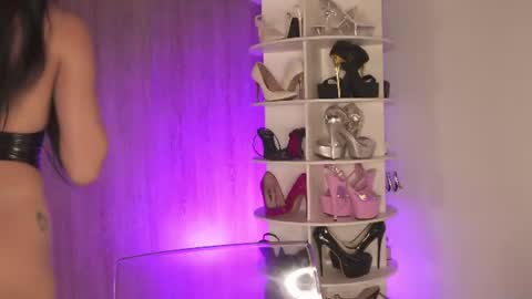 missfernanda  X online show from July 8, 3:54 am