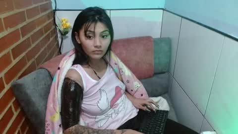 Liarouse04 online show from July 28, 3:59 am