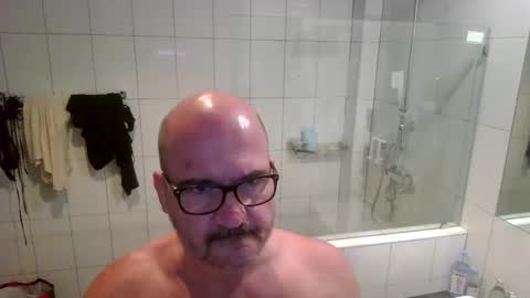 Cockcentric online show from October 27, 9:20 am