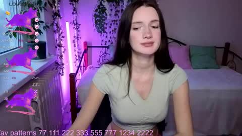 Welcome guys in my room Im Claire online show from November 11, 1:35 pm