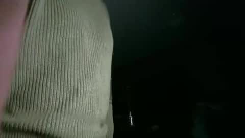 cutiepie101 online show from April 11, 8:40 am