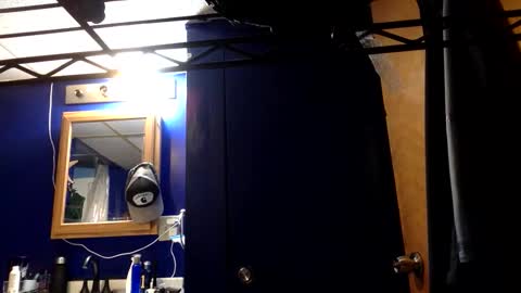 IM A BAD DAWGY WOOF WOOF online show from October 21, 2:27 am