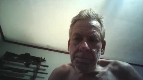 lickmysnowballs online show from October 30, 6:52 pm