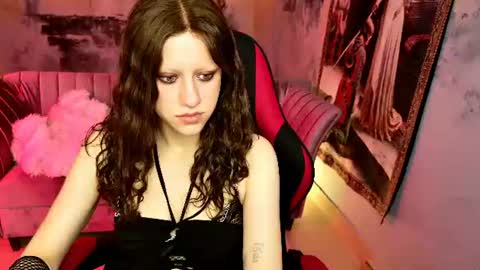 Hey My name is Lida online show from July 17, 9:11 am
