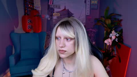 Hey My name is Lida online show from June 2, 9:11 am
