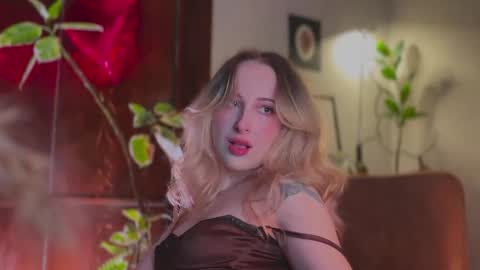 its my birthday today so im offline  but id be so happy if you felt like sending me a birthday love while im away  online show from March 22, 7:18 pm