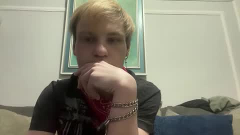 lighteye12489275 online show from March 13, 10:07 am