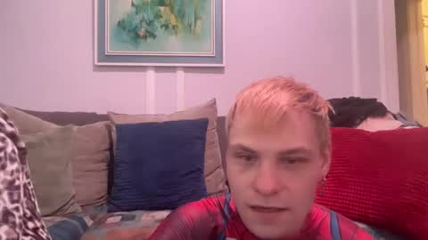 lighteye12489275 online show from December 4, 1:44 pm