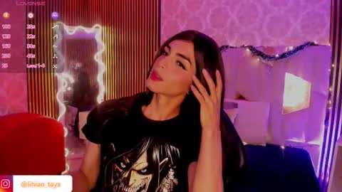 LIHIAN online show from December 18, 3:46 am