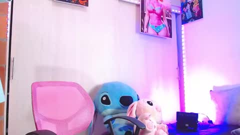 Daniel online show from November 17, 6:21 pm