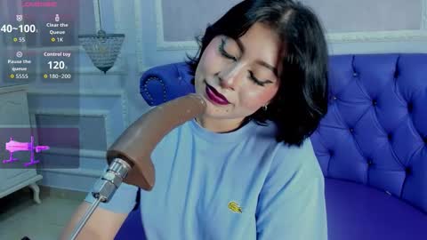 LIILY online show from December 5, 4:34 am