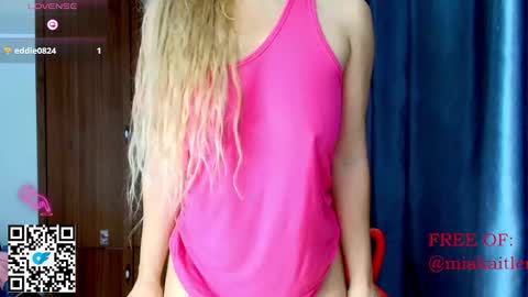 Mia                   Onlyfans link -  online show from December 19, 9:16 am