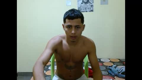 lil_condor_baby online show from December 3, 3:07 am
