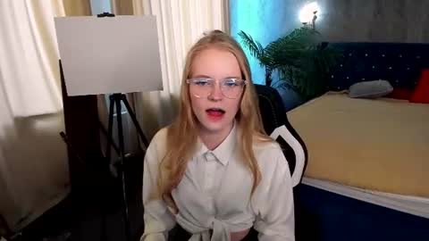 Erica online show from June 13, 11:31 am