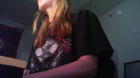 lil gemmie online show from September 18, 11:31 pm