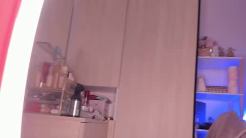 your type online show from October 19, 3:44 am