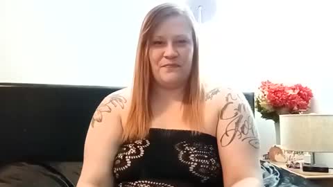 lil_nelli8 online show from March 4, 4:17 am