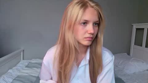 Emma online show from October 2, 10:47 am