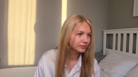 Emma online show from October 21, 9:58 am