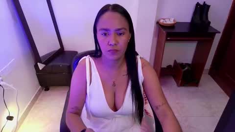 lila_johansson online show from March 9, 1:49 pm