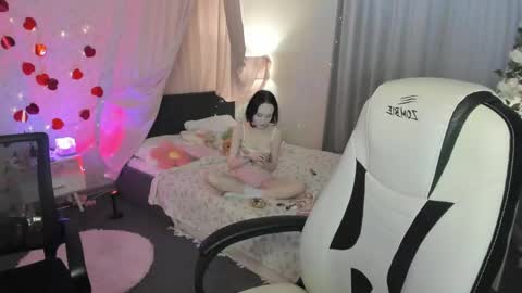 Lili online show from May 29, 3:59 am