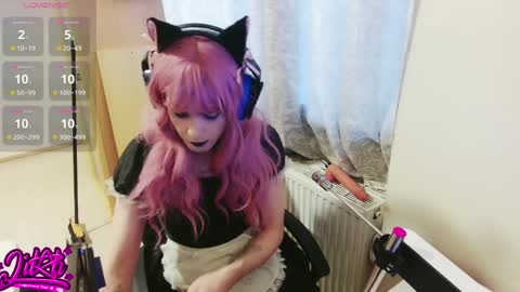 lilah_ts online show from December 11, 12:44 pm