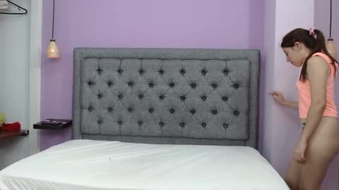 Lilasuni online show from December 10, 2:39 pm