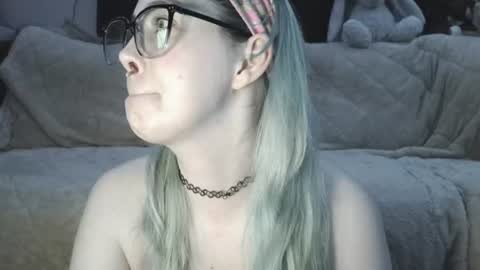 emily ryanson online show from July 17, 1:51 am