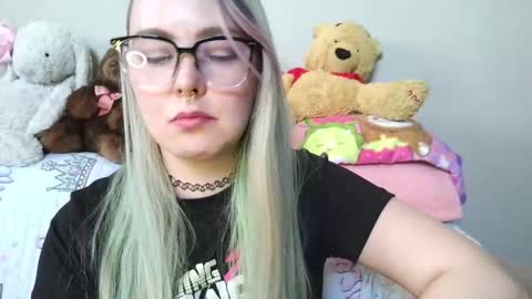 emily ryanson online show from March 9, 8:13 pm