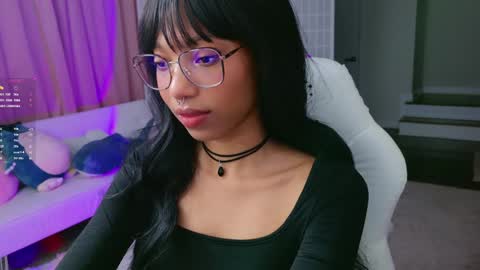 Snapshot of lileviemarie chatting on February 13, 2:23 am evie online show from February 13, 2:23 am