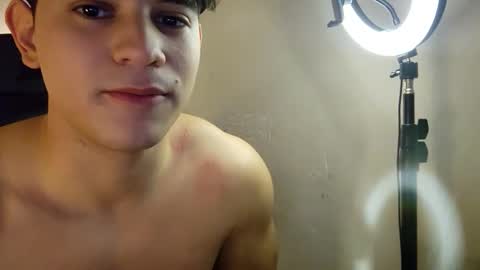 Fernando online show from March 3, 4:19 am