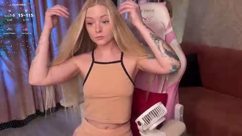 Lili online show from June 9, 8:47 am