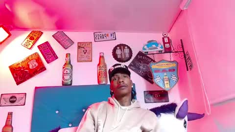 lili_roussi online show from November 4, 12:12 am