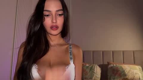 Lili  Nude ONLY Ticket or Fansly  online show from May 15, 11:12 pm