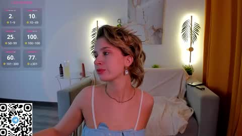 Snapshot of lilian_daniels chatting on October 10, 12:49 am Lilian online show from October 10, 12:49 am