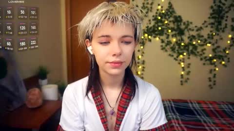 Lilian online show from September 16, 6:16 am