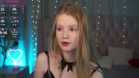 Lilian online show from February 1, 12:13 pm