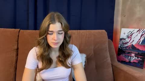 Snapshot of lilianlees chatting on October 12, 2:42 pm LilianLees online show from October 12, 2:42 pm