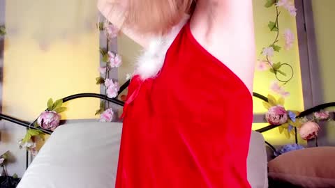 hi guys Im new here Im 18 years oldIve never had sex online show from December 29, 6:24 am