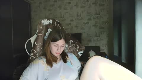 liliawoolf online show from February 12, 5:38 pm