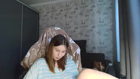 liliawoolf online show from March 3, 8:54 am