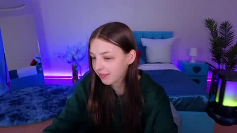 Lili Bakery online show from July 22, 2:14 am