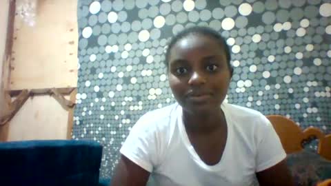 liligal online show from July 8, 3:10 am