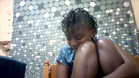 liligal online show from July 24, 6:10 am