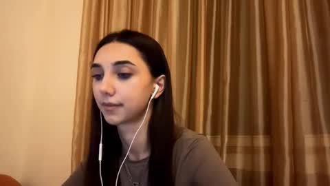 Snapshot of lilihalvorsen chatting on September 22, 11:20 pm Lina online show from September 22, 11:20 pm