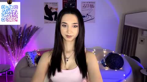 Lina online show from July 10, 10:25 pm