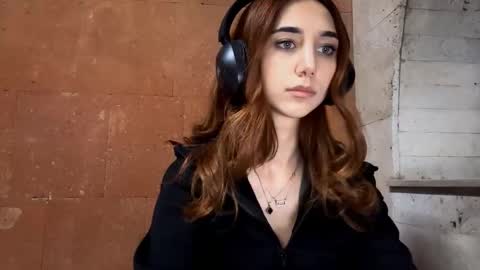 Snapshot of lilihalvorsen chatting on September 13, 10:01 pm Lina online show from September 13, 10:01 pm