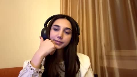 Snapshot of lilihalvorsen chatting on September 28, 11:03 pm Lina online show from September 28, 11:03 pm